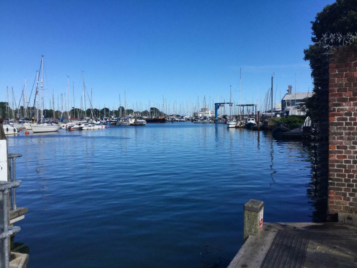 Bentleys Coast And Country B&B Lymington Εξωτερικό φωτογραφία